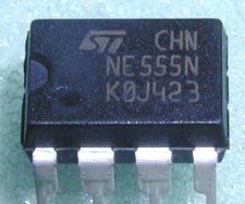 Zintegrowany zegar NE555