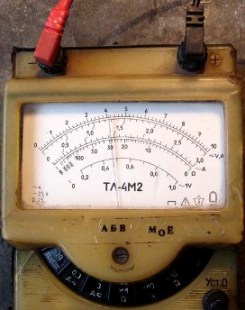 Vérification des transistors avec un avomètre