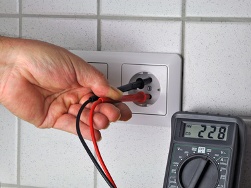 Comment auditer le câblage électrique d'un appartement