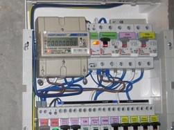 Substituindo o painel de distribuição elétrica do apartamento