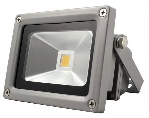 luminária industrial com LEDs potentes