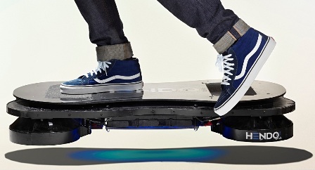 pasaulē pirmais hoverboard