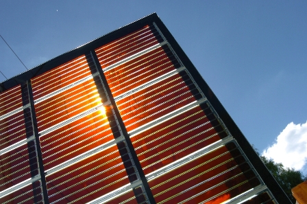 Panneaux solaires en matériaux bon marché