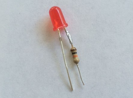 Como calcular corretamente e escolher um resistor para um LED