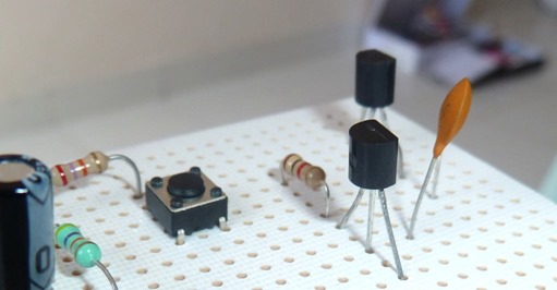 Transistor bipolaire dans un circuit électronique