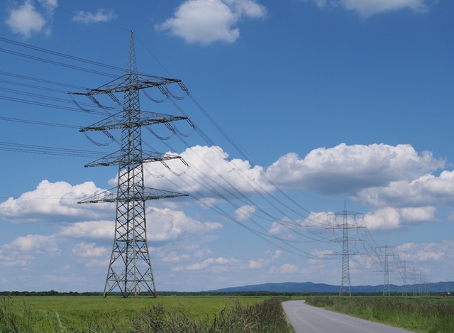 Pourquoi sous les lignes électriques