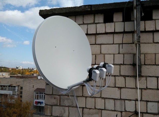 Antenne parabolique solide