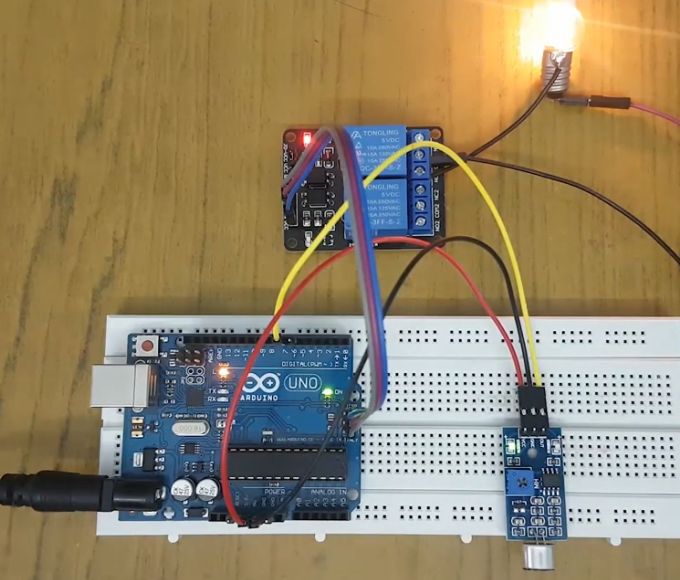 Gaismas vadība ar arduino un skaņas sensoru