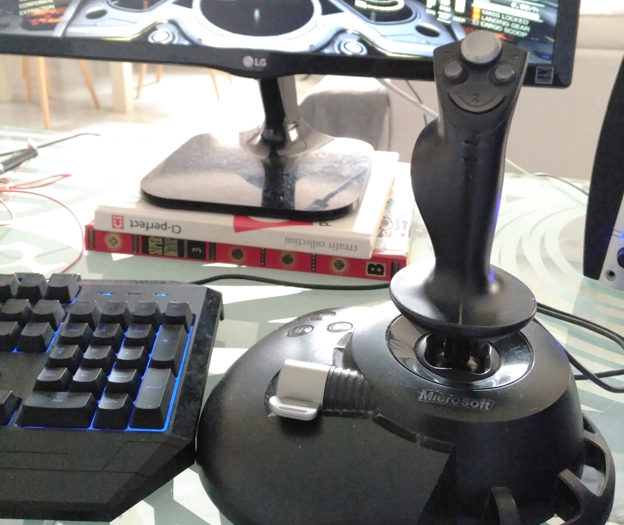 Herní joystick